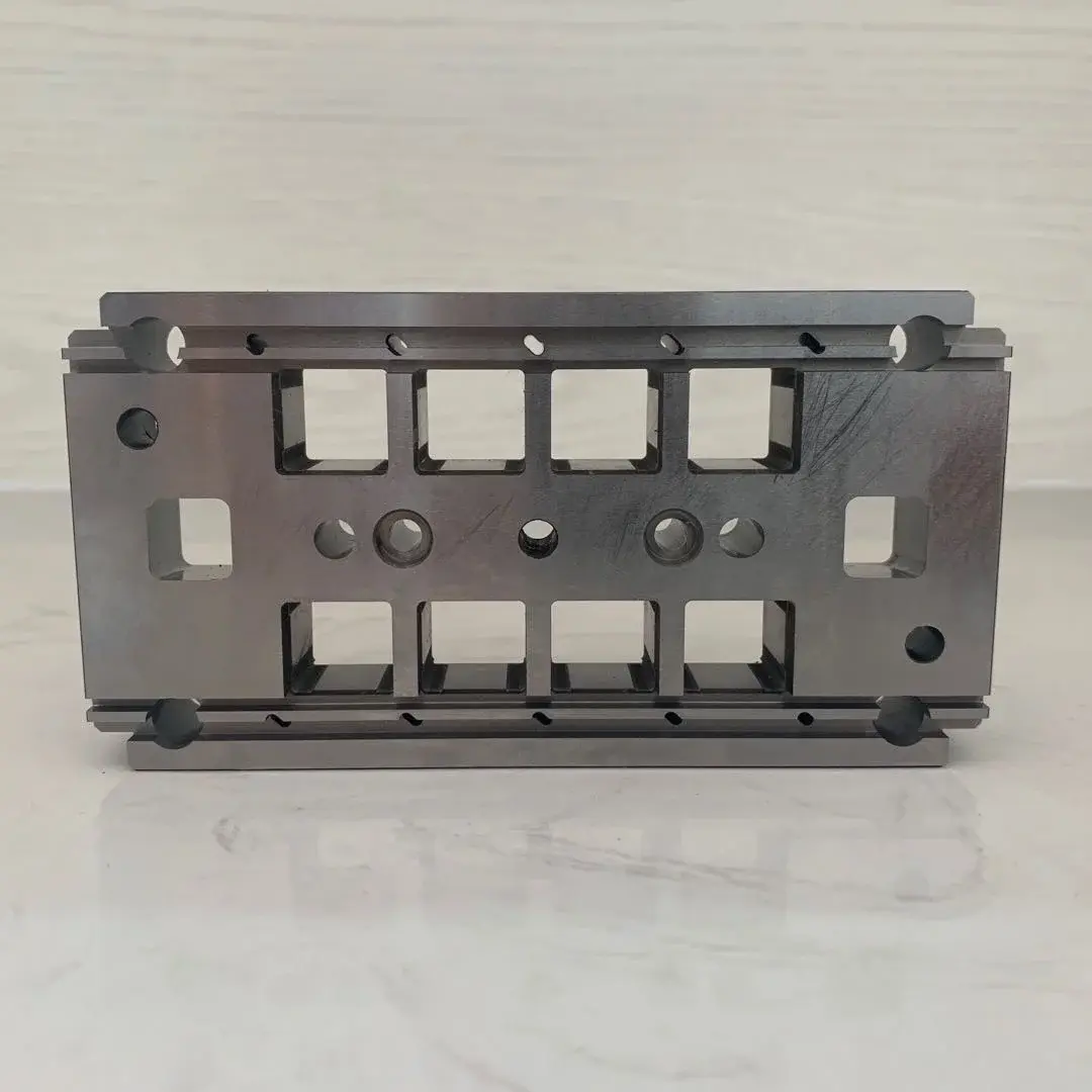 Made-to order Progressive Stamping Mould Die Holder Plate