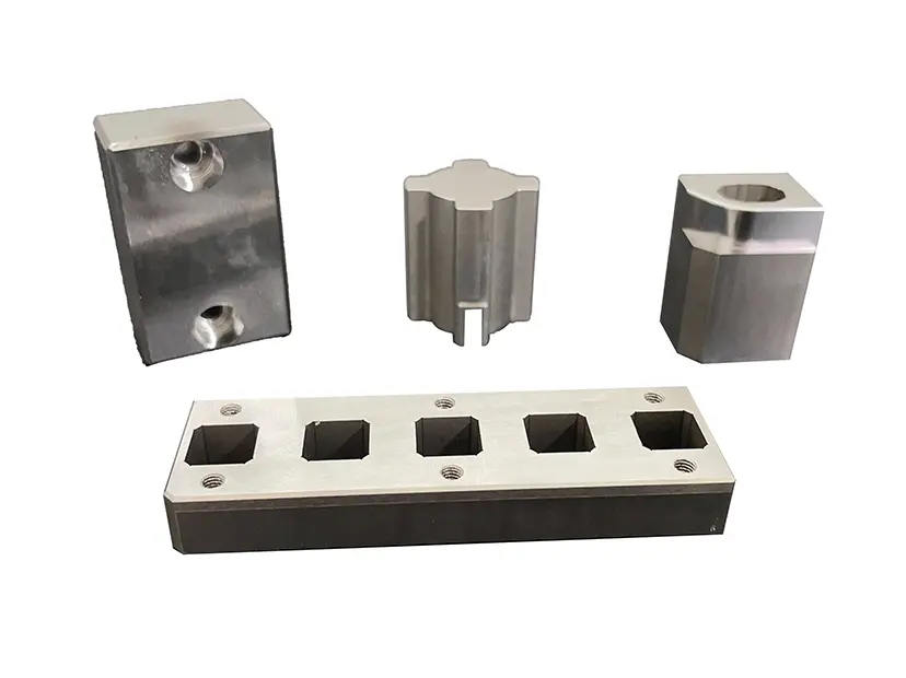 High-speed Milling Service for Customized Precision Parts Production (1).jpg